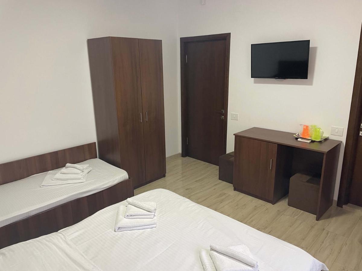 VILA REGAL Mamaia Bagian luar foto