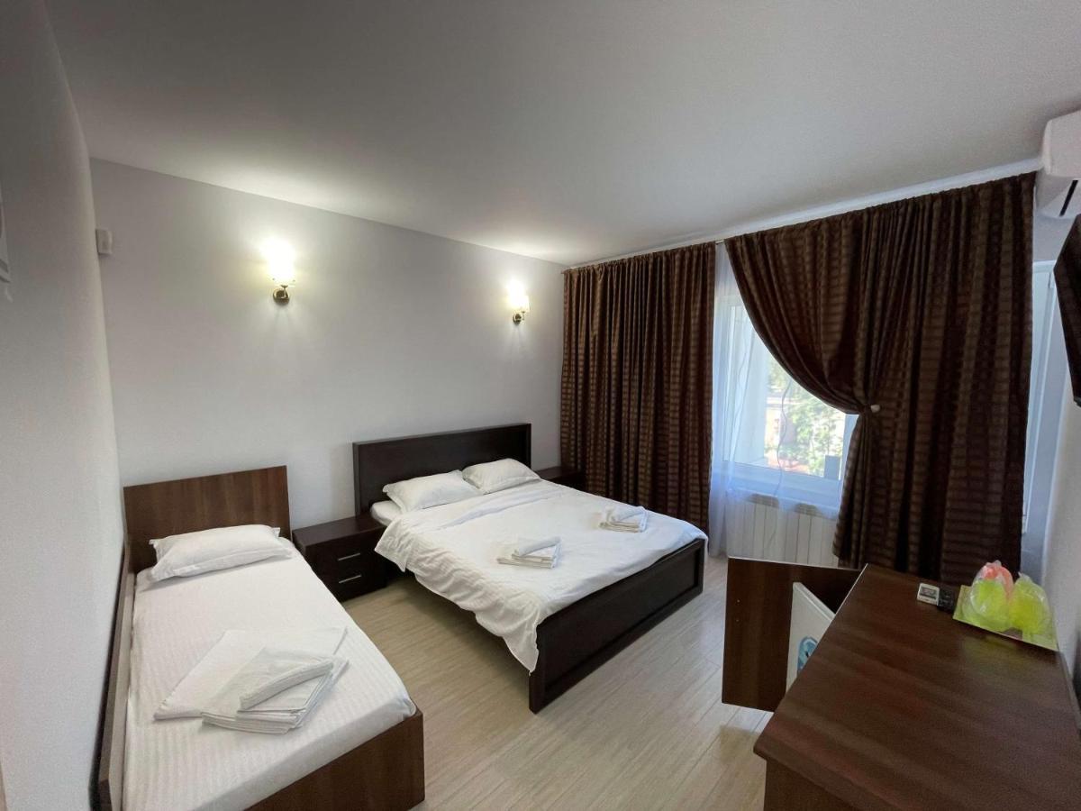 VILA REGAL Mamaia Bagian luar foto
